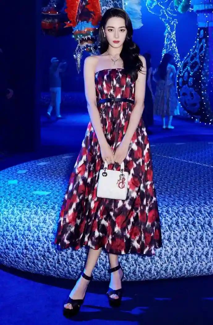 动态表情包使用场景